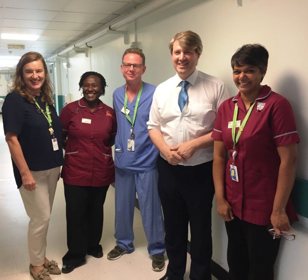 Minister Of State For Health Visits The L&d - Bedfordshire Hospitals 