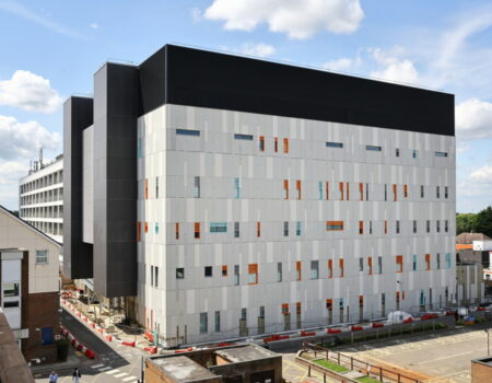 External progress photo of the acute services block